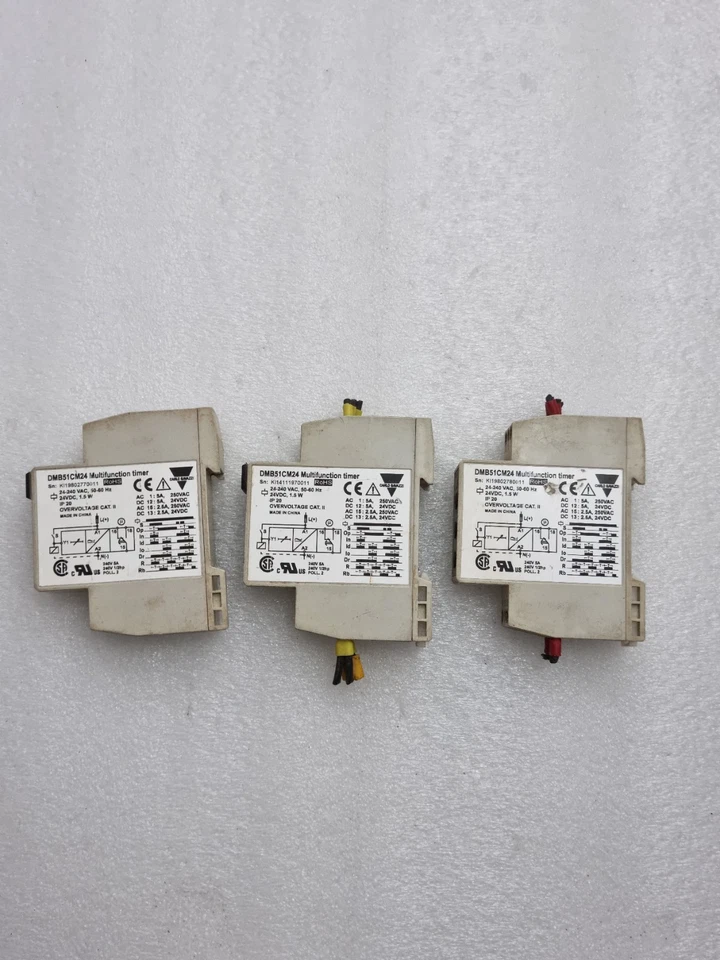 CARLO GAVAZZI DMB51CM24 MULTIFUNCTION TIMER (USED)